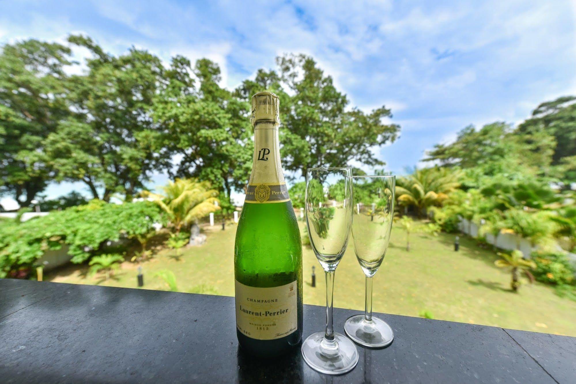 Chateau Elysium Beau Vallon (Mahe)