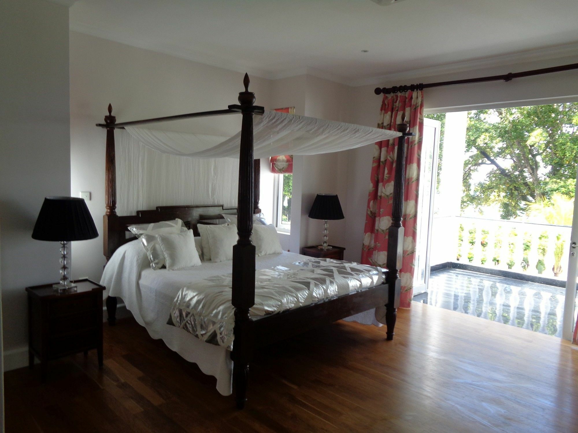 Chateau Elysium Beau Vallon (Mahe)